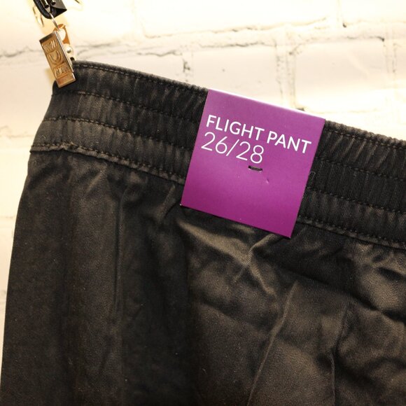 Plus size Lane Bryant flight pants - Picture 2 of 6